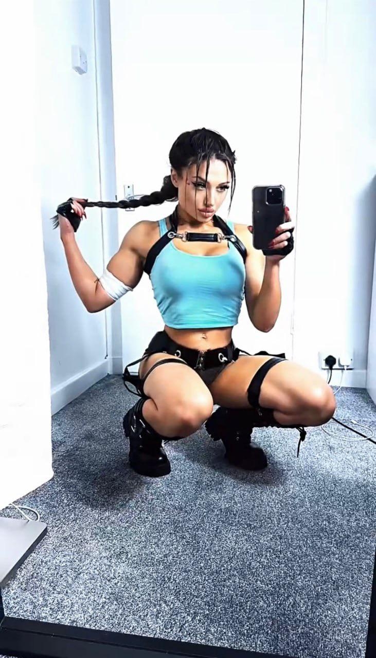 Lara croft cosplay - Page 10
